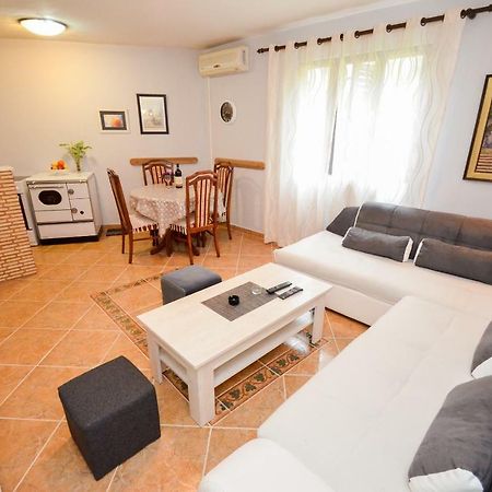 Apartment Buki Kotor Dış mekan fotoğraf