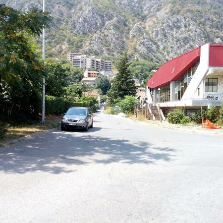Apartment Buki Kotor Dış mekan fotoğraf